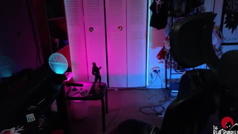 Snapshot of therealbumbles chatting on February 25, 6:53 pm Bumbles or B online show from February 25, 6:53 pm