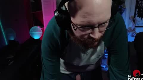 Snapshot of therealbumbles chatting on March 11, 3:05 am Bumbles or B online show from March 11, 3:05 am