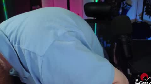 Snapshot of therealbumbles chatting on September 16, 5:08 am Bumbles or B online show from September 16, 5:08 am