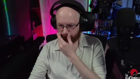 Snapshot of therealbumbles chatting on September 17, 12:18 pm Bumbles or B online show from September 17, 12:18 pm