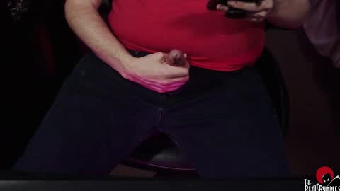 Snapshot of therealbumbles chatting on September 19, 4:25 am Bumbles or B online show from September 19, 4:25 am