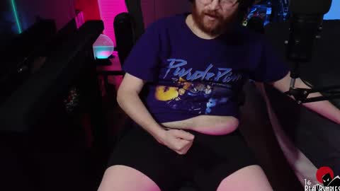 Snapshot of therealbumbles chatting on September 20, 4:52 pm Bumbles or B online show from September 20, 4:52 pm