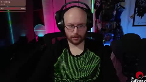 Snapshot of therealbumbles chatting on October 18, 7:36 pm Bumbles or B online show from October 18, 7:36 pm