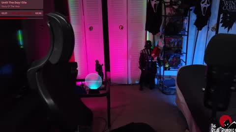 Snapshot of therealbumbles chatting on November 4, 6:29 pm Bumbles or B online show from November 4, 6:29 pm