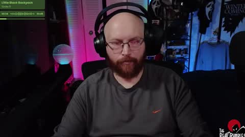 Snapshot of therealbumbles chatting on December 14, 4:51 am Bumbles or B online show from December 14, 4:51 am