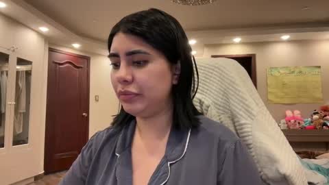 Snapshot of therealcamilabaddie chatting on September 28, 6:41 am therealcamilabaddie online show from September 28, 6:41 am