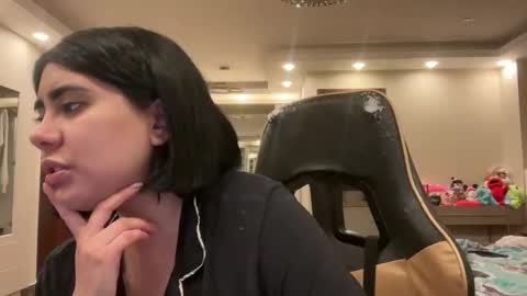 Snapshot of therealcamilabaddie chatting on November 9, 6:44 am therealcamilabaddie online show from November 9, 6:44 am