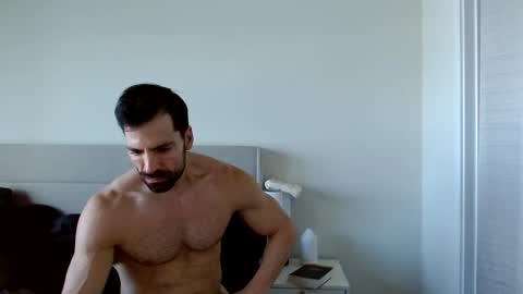 Yoshi online show from November 17, 6:14 pm