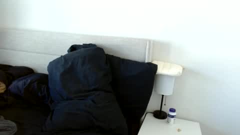 Yoshi online show from November 23, 5:13 pm