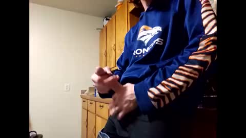 Snapshot of therizzler_1_of_1 chatting on January 29, 5:40 am therizzler_1_of_1 online show from January 29, 5:40 am