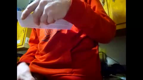 Snapshot of therizzler_1_of_1 chatting on December 16, 6:40 am therizzler_1_of_1 online show from December 16, 6:40 am