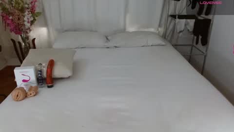 therockalejandro online show from April 7, 2:39 pm