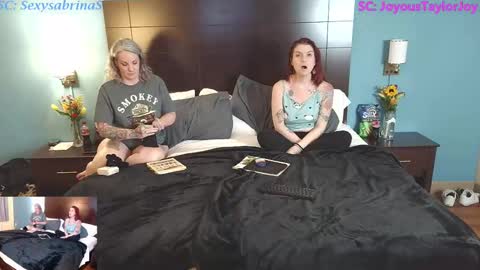 Snapshot of thesexperts420 chatting on March 9, 6:28 am TheSexperts420 online show from March 9, 6:28 am