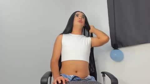 Thesweet khloe online show from February 2, 4:15 am