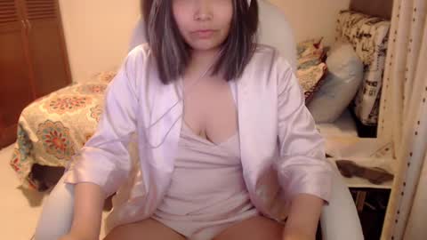 Snapshot of thetalkingbutt chatting on February 13, 10:12 am Mai online show from February 13, 10:12 am