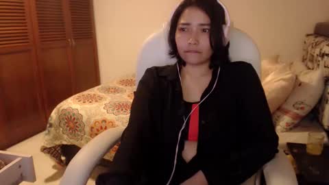 Snapshot of thetalkingbutt chatting on September 26, 2:04 am Mai online show from September 26, 2:04 am