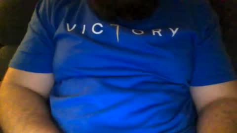 Snapshot of thethril1990 chatting on December 2, 3:23 am Thethrill online show from December 2, 3:23 am