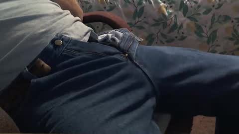 Snapshot of thetnguy chatting on November 28, 1:36 pm thetnguy online show from November 28, 1:36 pm