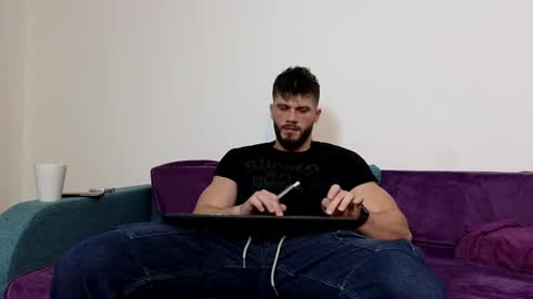 TheTopAlex online show from December 10, 8:08 am