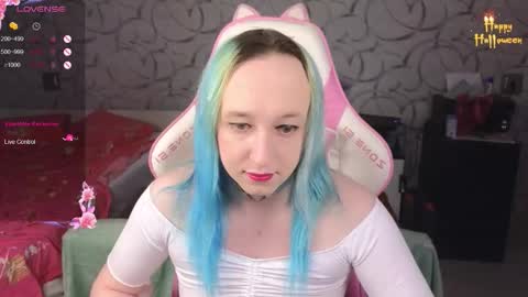 The Great And Powerful Trixie online show from November 5, 11:43 am