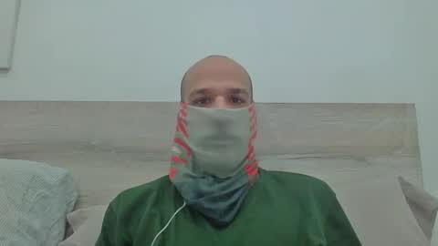 Snapshot of thetubedscarfguy chatting on February 5, 7:07 am Scarf guy online show from February 5, 7:07 am
