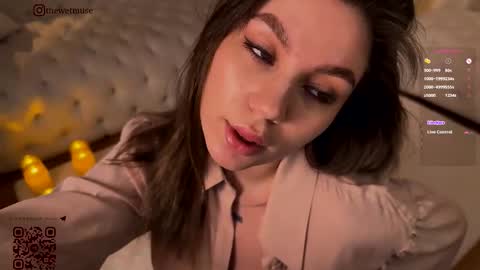 Snapshot of thewetmuse chatting on November 9, 1:31 pm Grace Next broadcast - online show from November 9, 1:31 pm