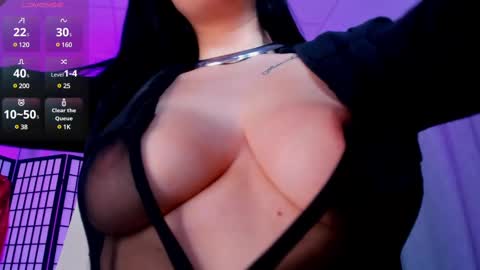 Liz online show from March 10, 5:18 pm