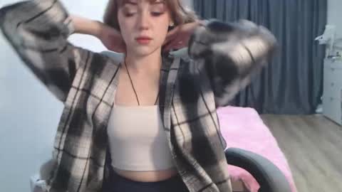 theysaidimcute online show from October 9, 2:20 am