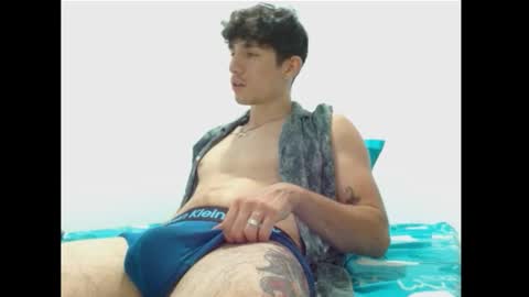 Snapshot of thiago_deseo69 chatting on October 20, 9:15 pm thiago_deseo69 online show from October 20, 9:15 pm