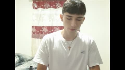 Snapshot of thiago_deseo69 chatting on February 2, 1:59 am thiago_deseo69 online show from February 2, 1:59 am