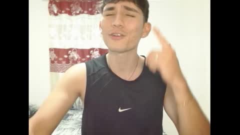 Snapshot of thiago_deseo69 chatting on February 6, 1:10 am thiago_deseo69 online show from February 6, 1:10 am