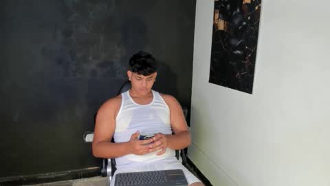 thiago_vibes212 online show from February 28, 9:16 pm