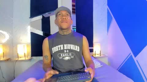 ThiagoBerry online show from January 12, 11:48 am