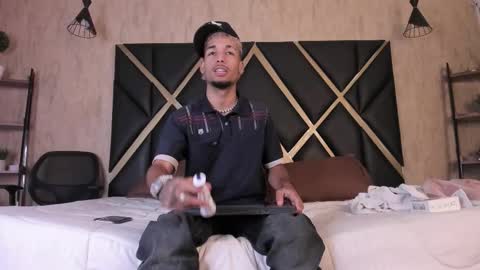 Snapshot of thiagoferreti_ chatting on September 10, 3:28 am ThiagoFerreti online show from September 10, 3:28 am