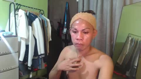 Snapshot of thick_bigcock13 chatting on October 6, 1:08 pm gil online show from October 6, 1:08 pm