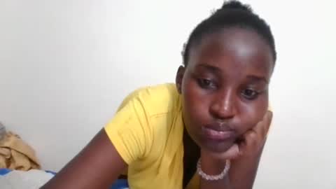 Snapshot of thick_eviey chatting on December 24, 6:17 pm love online show from December 24, 6:17 pm