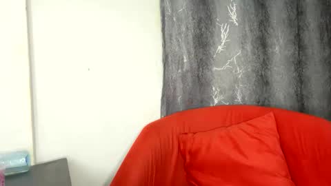 Snapshot of thick_jojo chatting on November 3, 12:02 am Call me Taliee online show from November 3, 12:02 am