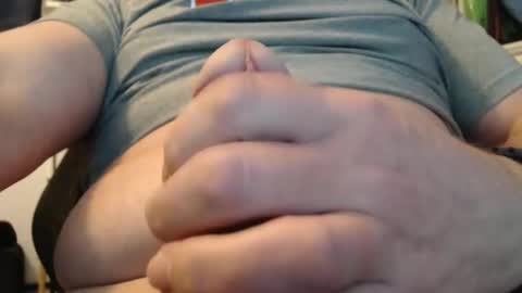 Snapshot of thickcock369 chatting on November 26, 7:04 pm JerkWhileIWork online show from November 26, 7:04 pm