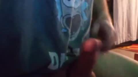 Snapshot of thickdick513 chatting on January 5, 10:21 am thickdick513 online show from January 5, 10:21 am