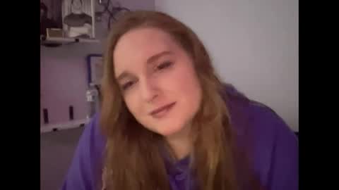 Snapshot of thickgingergoddess chatting on December 13, 2:27 pm Ariel online show from December 13, 2:27 pm