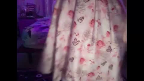 Snapshot of thickgingergoddess chatting on December 17, 12:43 pm Ariel online show from December 17, 12:43 pm