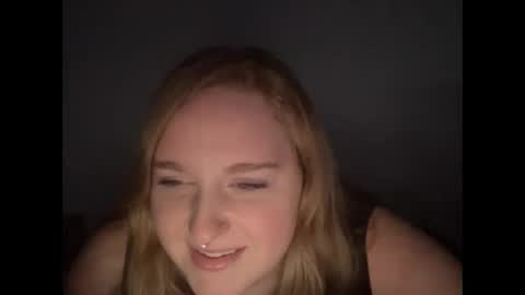 Snapshot of thickgingergoddess chatting on December 21, 1:36 am Ariel online show from December 21, 1:36 am