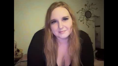 Snapshot of thickgingergoddess chatting on December 24, 6:22 am Ariel online show from December 24, 6:22 am