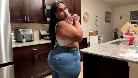thickmorena online show from October 5, 4:22 am