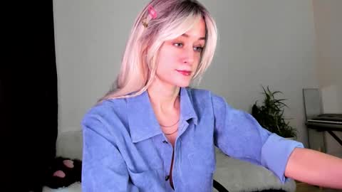 Snapshot of thief_of_hearts_ chatting on December 15, 7:45 am thief_of_hearts_ online show from December 15, 7:45 am