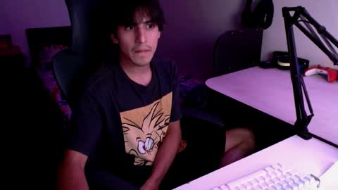 Snapshot of thieves_us chatting on February 22, 5:44 am thieves_us online show from February 22, 5:44 am