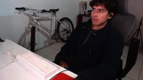 Snapshot of thieves_us chatting on October 22, 5:08 am thieves_us online show from October 22, 5:08 am