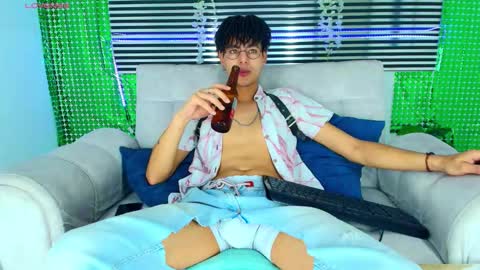 Thiago Saenzz online show from March 23, 2:37 am