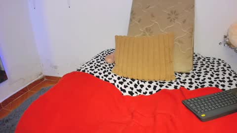 Snapshot of thin_princess chatting on February 8, 2:04 am THIN PRINCESS online show from February 8, 2:04 am