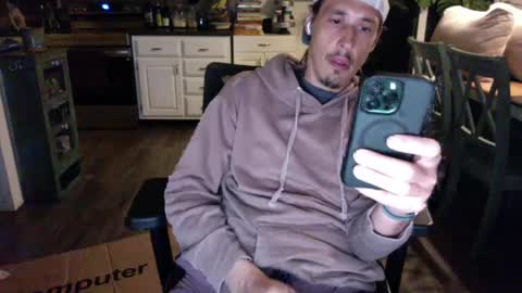 Snapshot of thirdforyou chatting on September 11, 3:28 am thirdforyou online show from September 11, 3:28 am